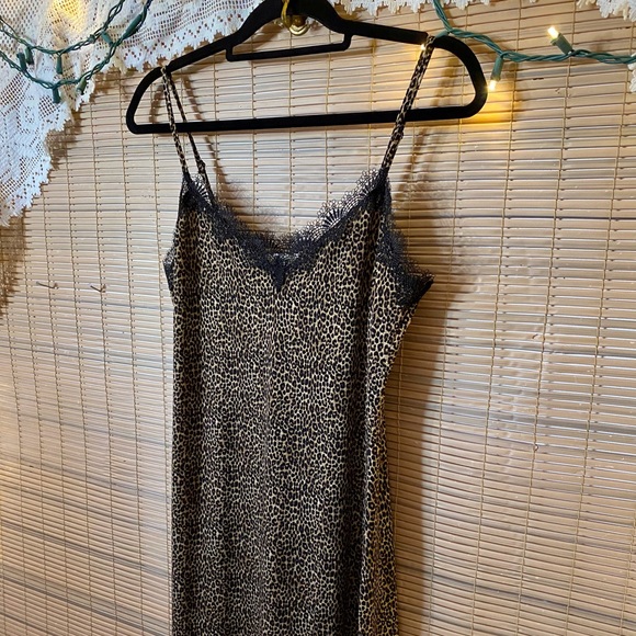 Micheal Kors slip dress, animal print, lace trim - Picture 9 of 15